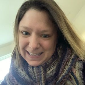 Meet your Posher, Tay